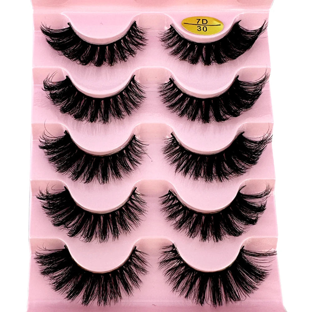 5 Pairs Wispy D Curl Lashes – Hybrid Volume, Short & Chic