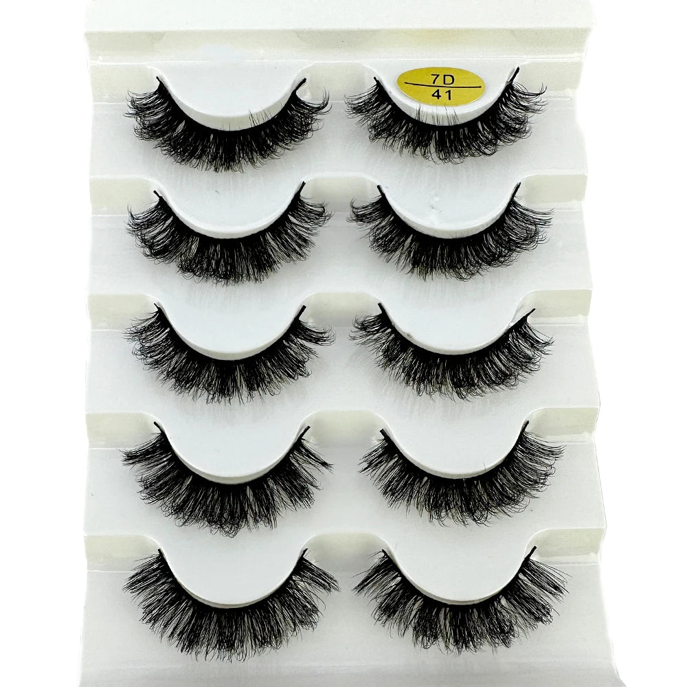 5 Pairs Wispy D Curl Lashes – Hybrid Volume, Short & Chic