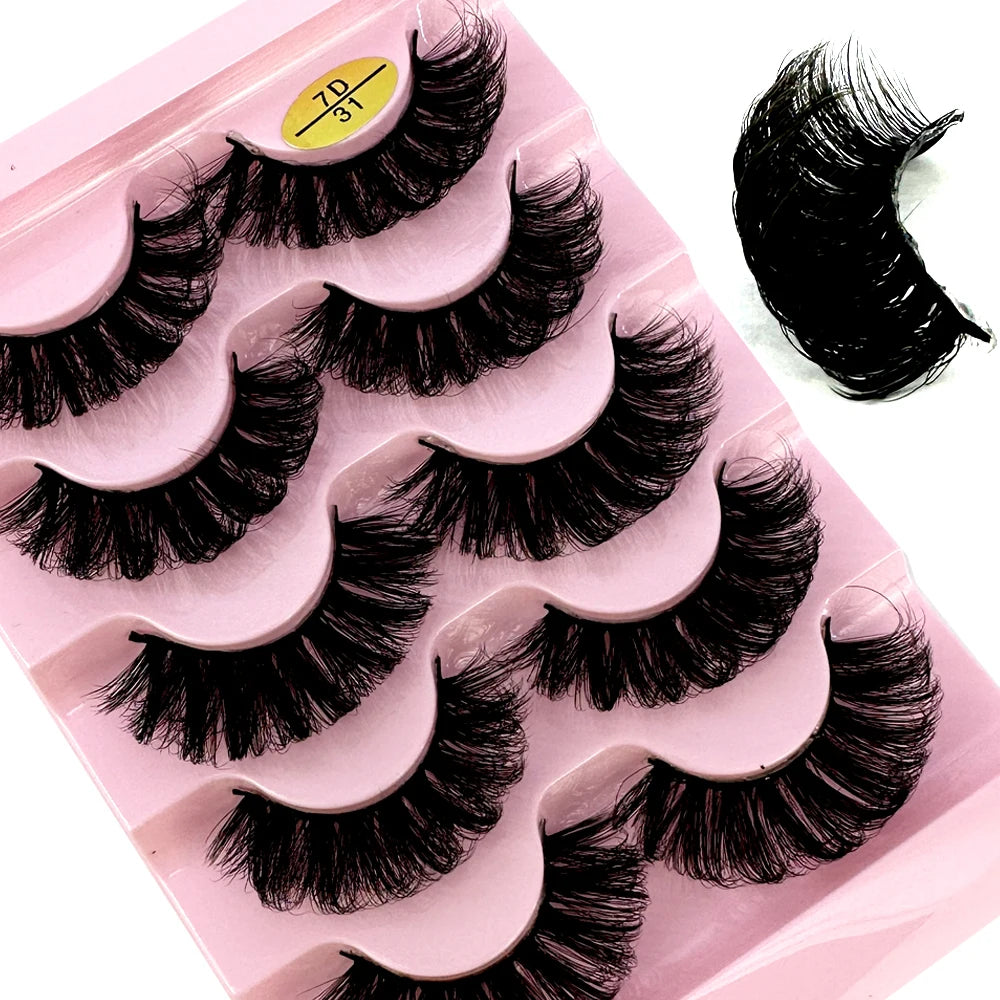 5 Pairs Wispy D Curl Lashes – Hybrid Volume, Short & Chic