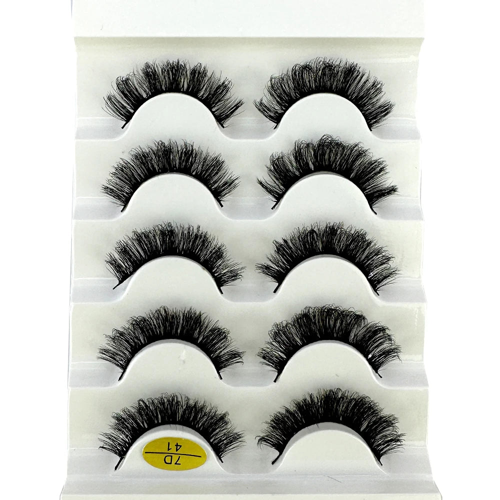 5 Pairs Wispy D Curl Lashes – Hybrid Volume, Short & Chic